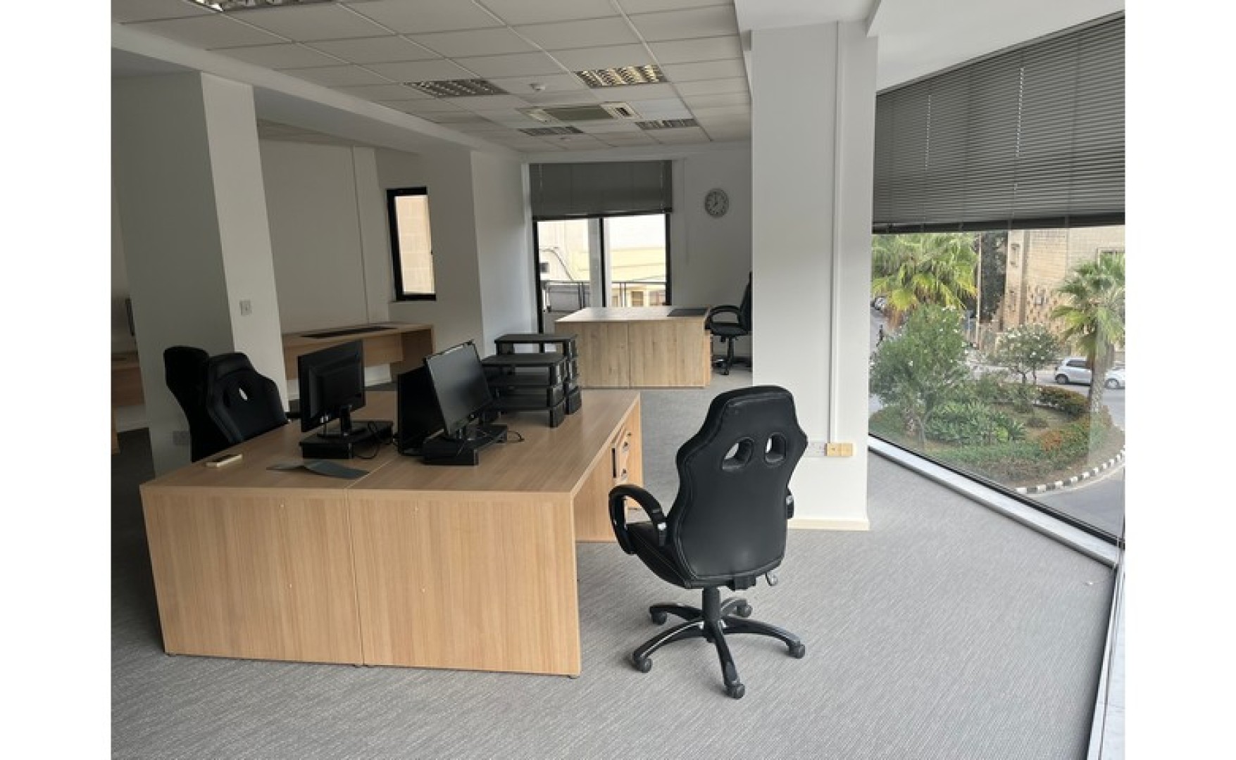 Offices to let in Malta: Gwardamangia 135sqm Office to let in a smart Building , optional parking available