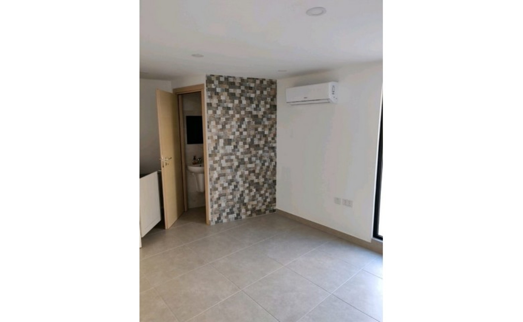Shops for rent in Malta: Ibragg 20sqm commercial premises for rent
