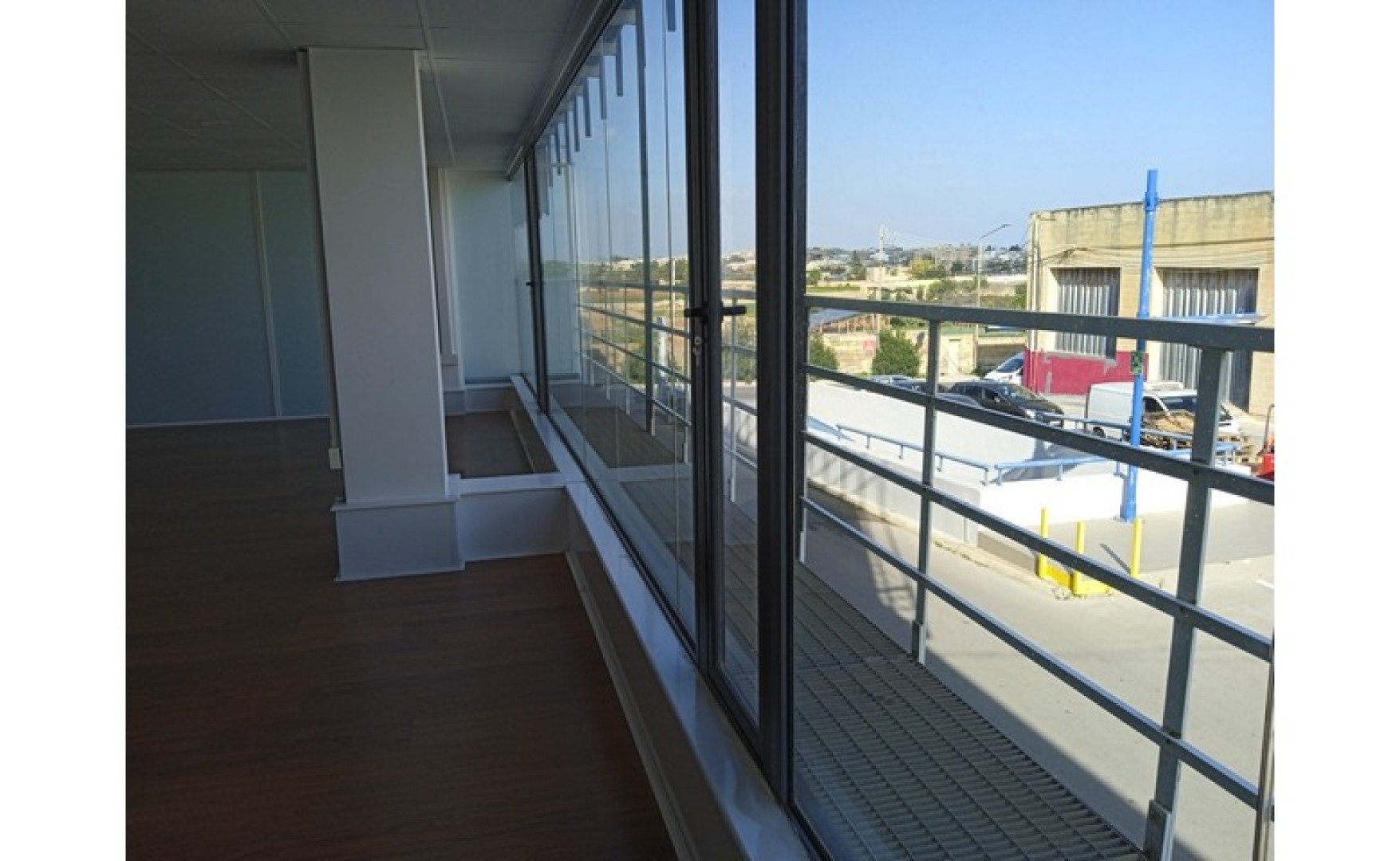 Offices for rent Malta: Gudja 140sqm commercial premises for rent