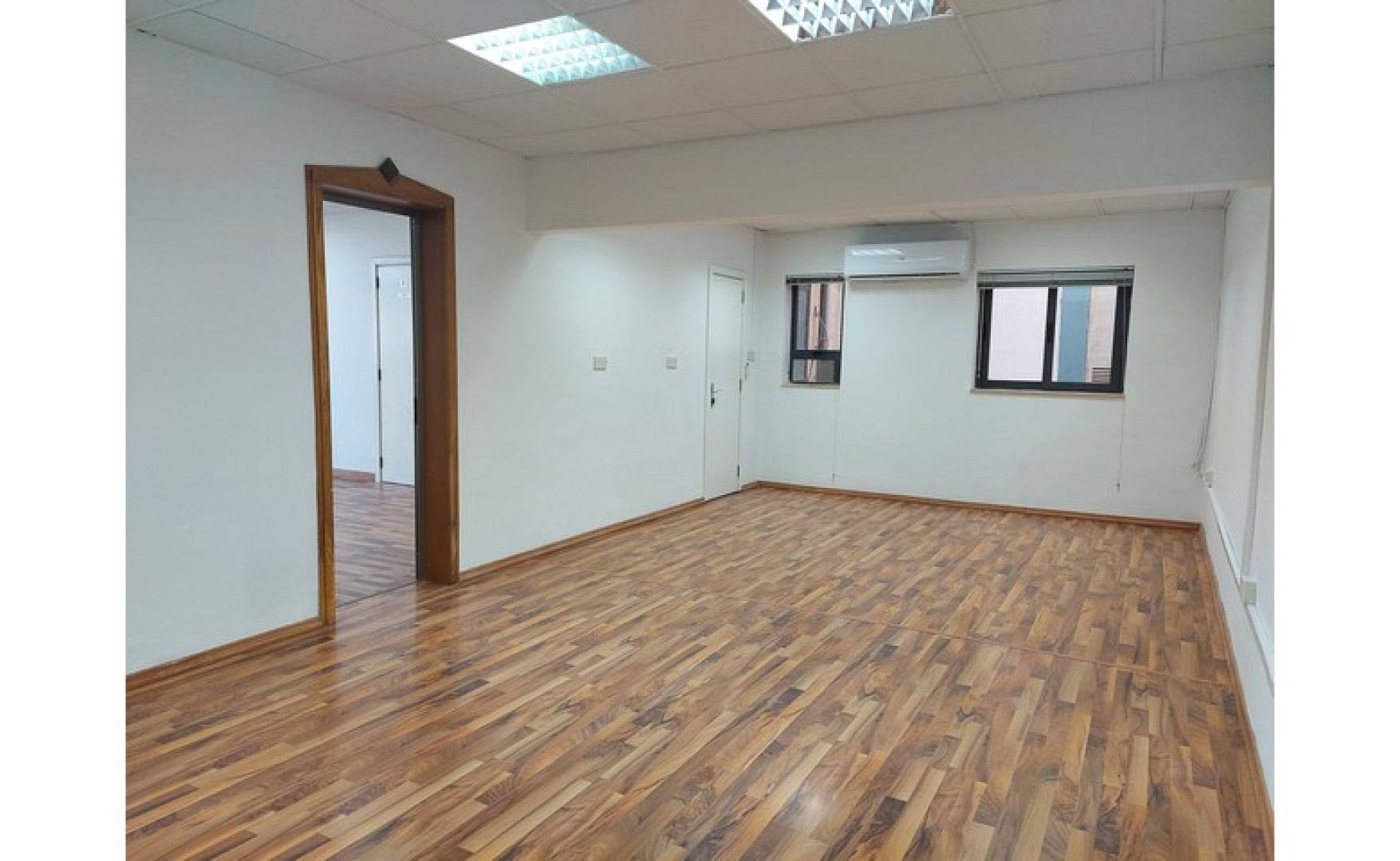 Office for rent in Malta: An office to let in Sliema with an area of 165sqm
