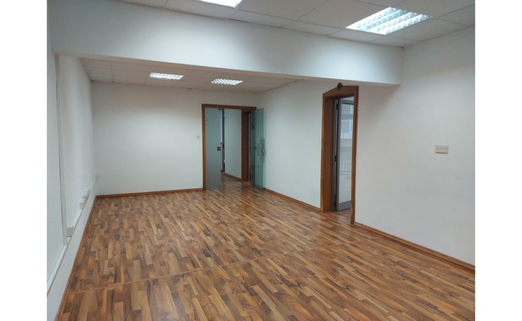 Office for rent in Malta: An office to let in Sliema with an area of 165sqm