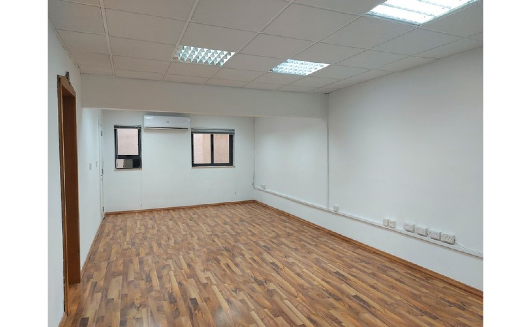 Office for rent in Malta: An office to let in Sliema with an area of 165sqm