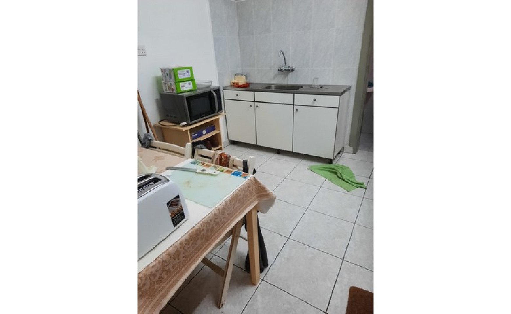 Office/shop to let in Mosta