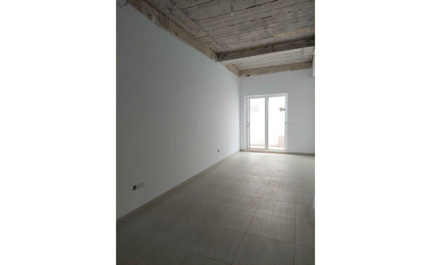 Shop to let in Malta: St Paul's Bay 120sqm premises for rent