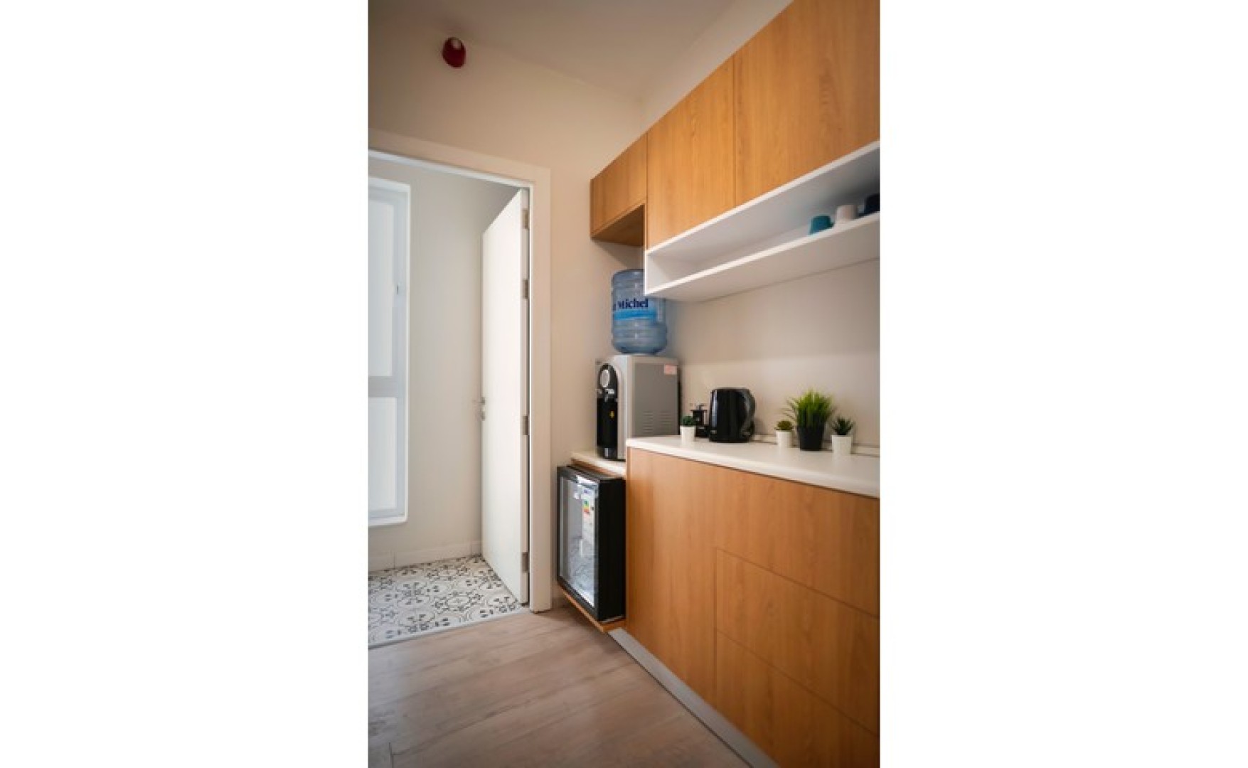 Office to let Malta: Qormi office space for rent for up to 2 people