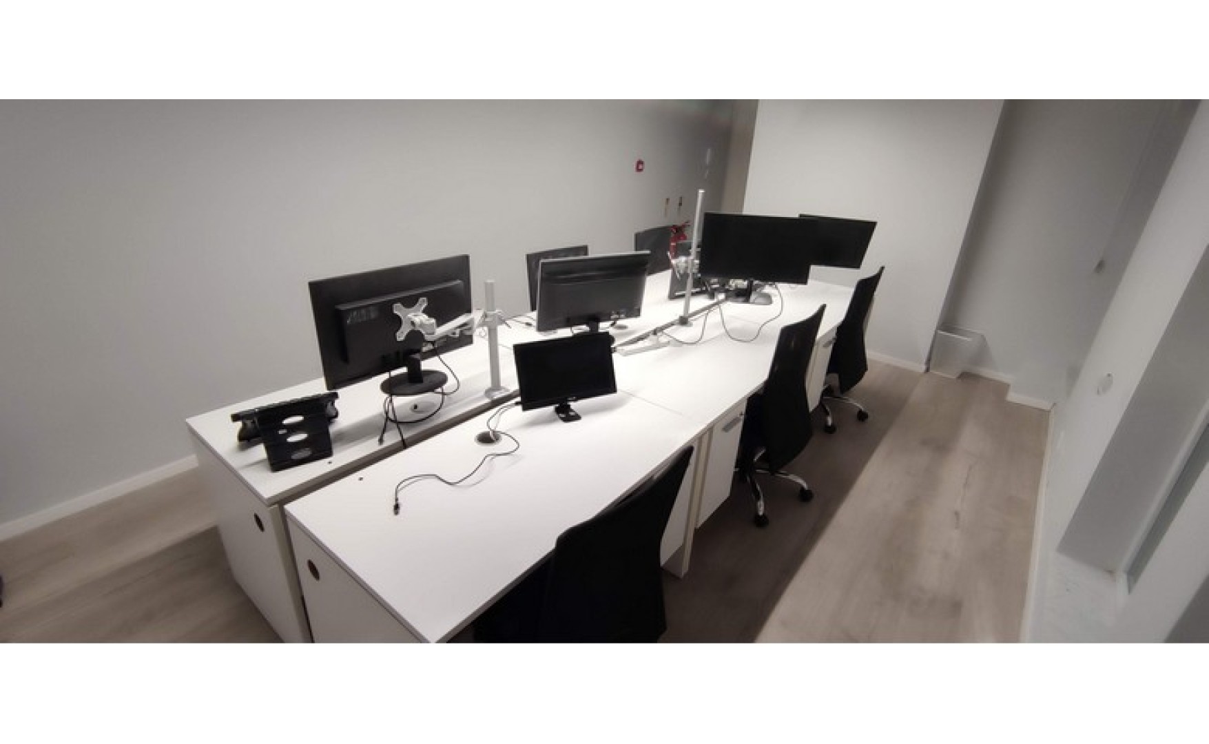 Office to let Malta: Qormi 35sqm commercial premises for rent