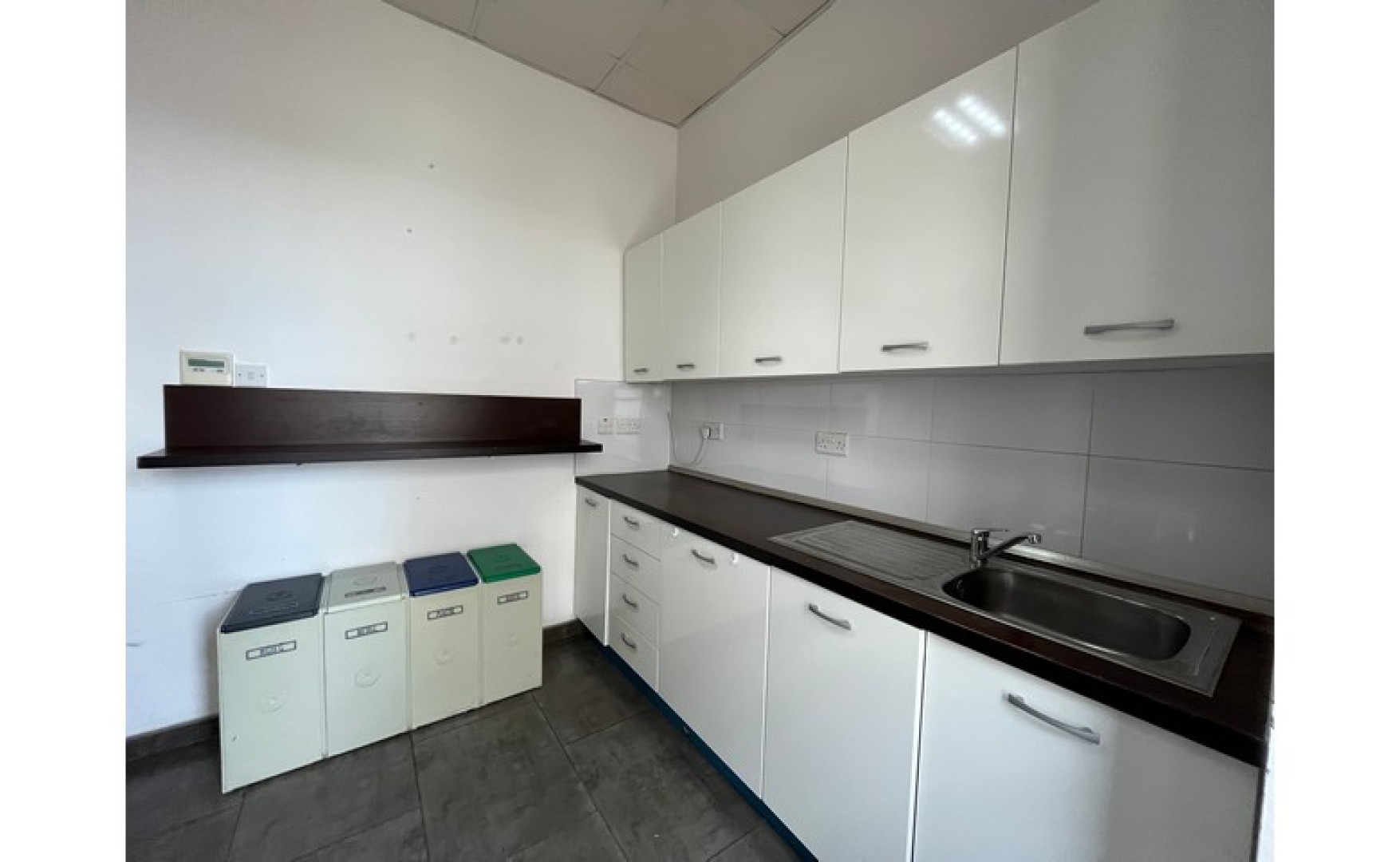 Language School for rent in Sliema