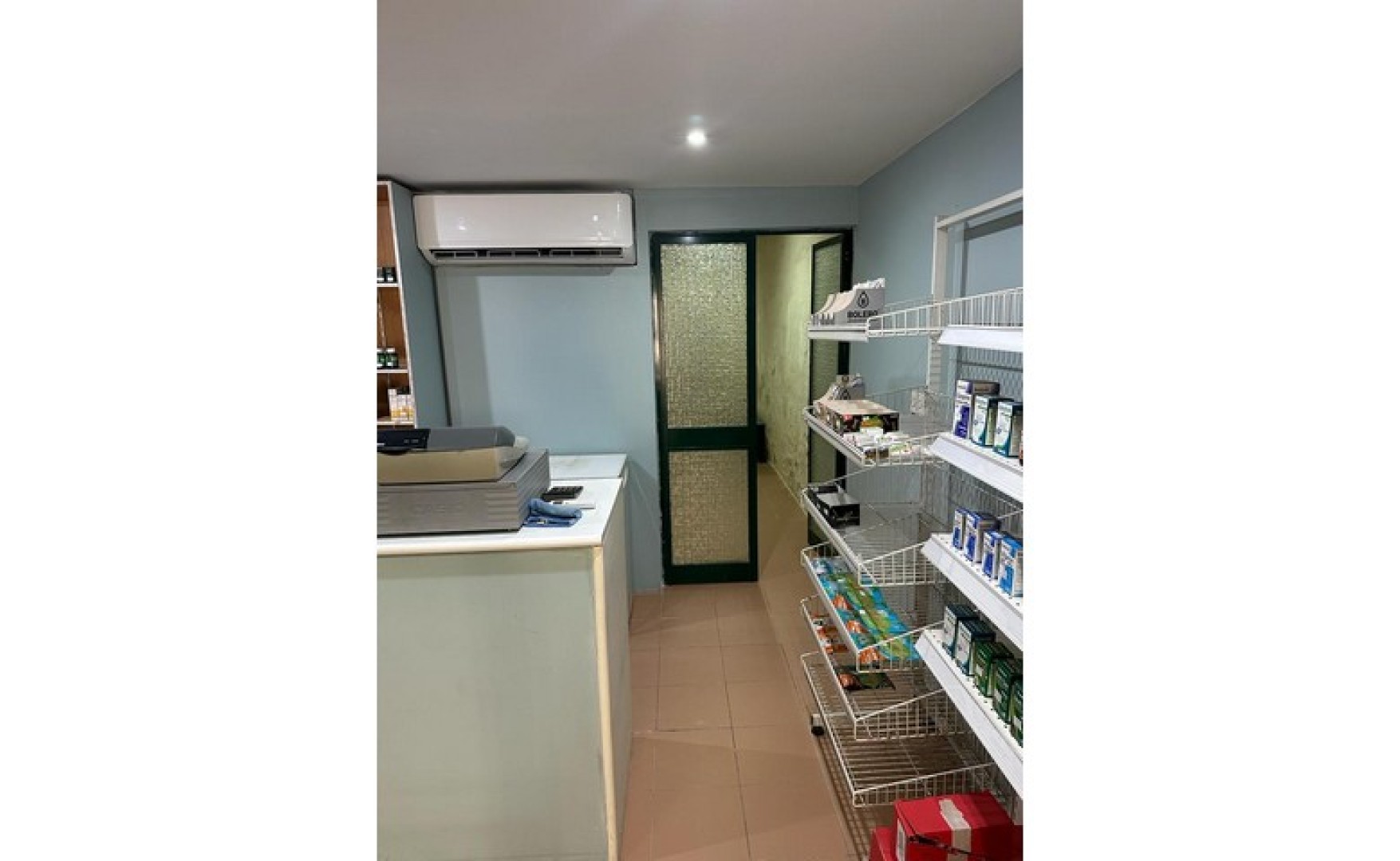 Shops for rent in Malta: Hamrun 100sqm premises to let on the main road