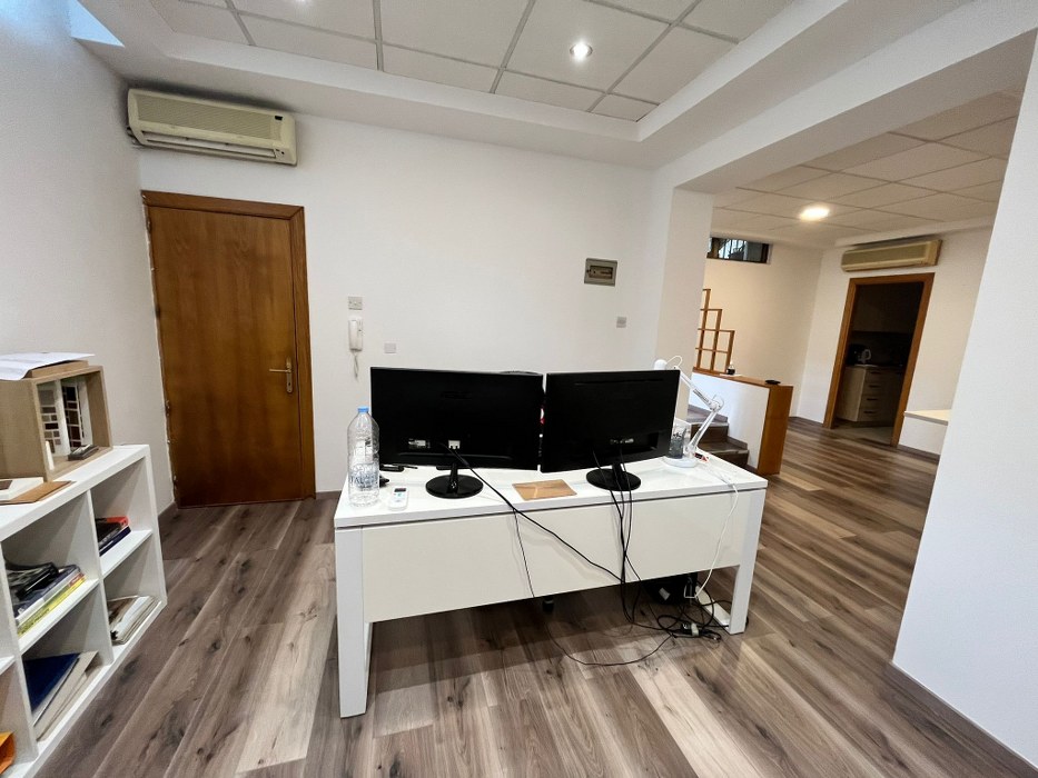 Ground floor Office in Lija For Rent