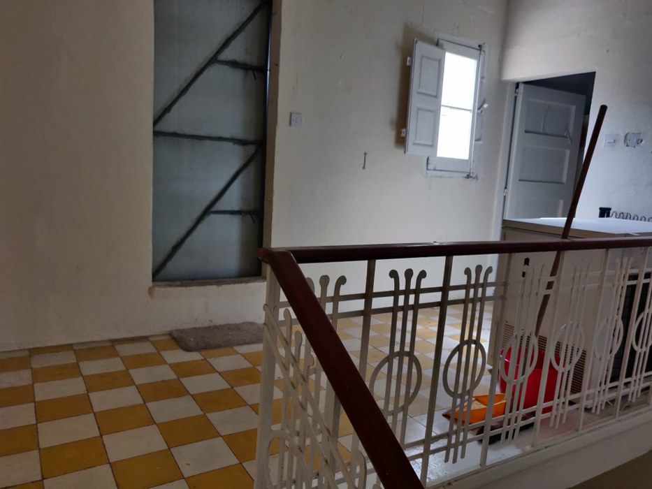 Semi-furnished house for rent in Sliema