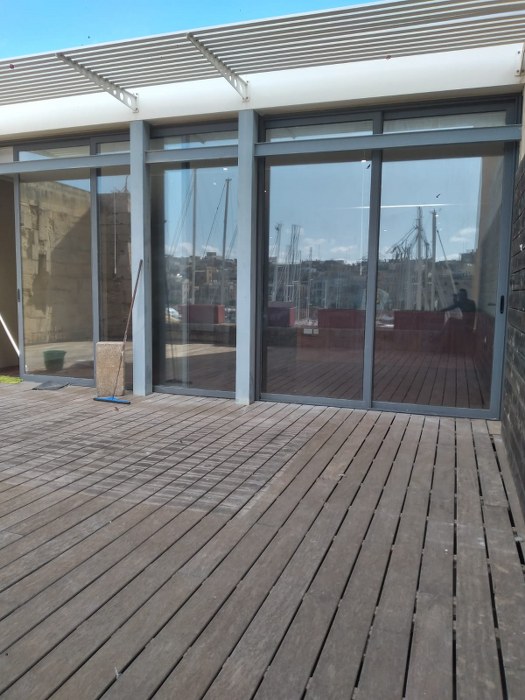 136sqm penthouse office for rent in Birgu