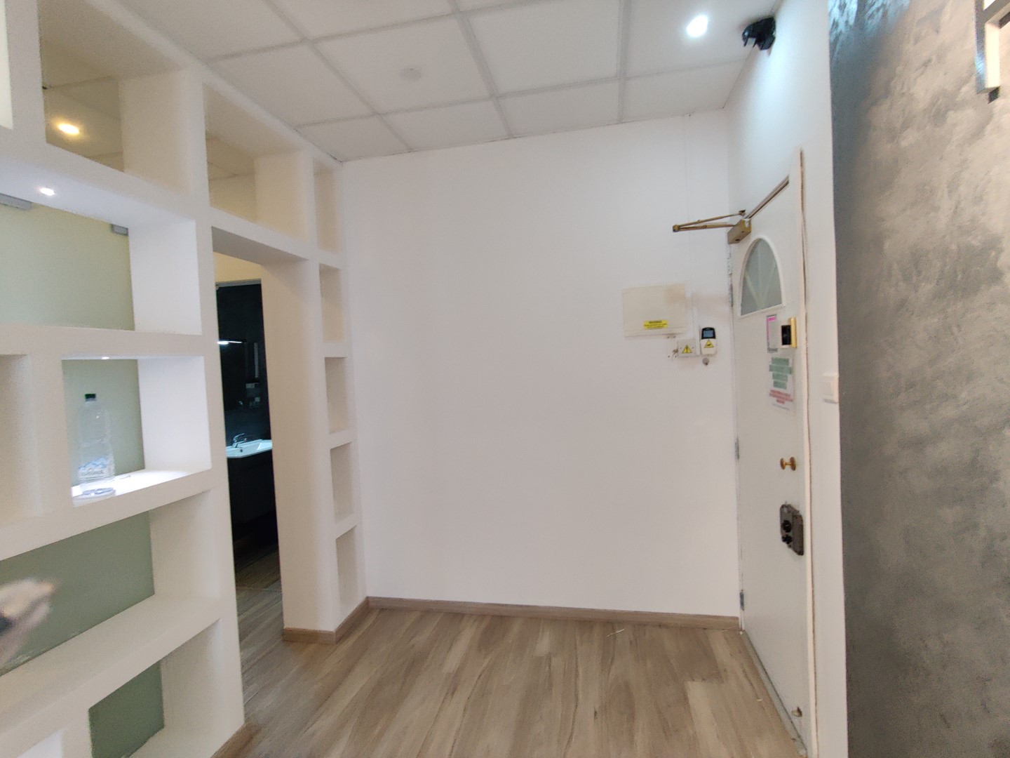 Office for rent Malta: 185sqm commercial premises to let in Sliema