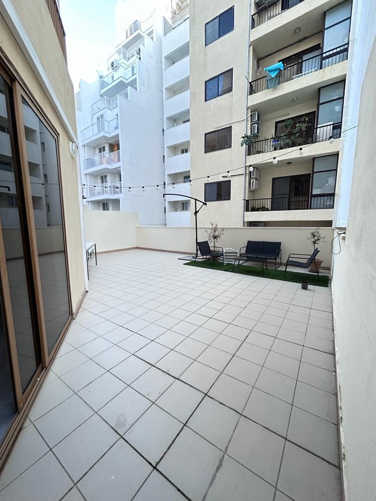 Malta Real Estate: 150 sqm office in Sliema