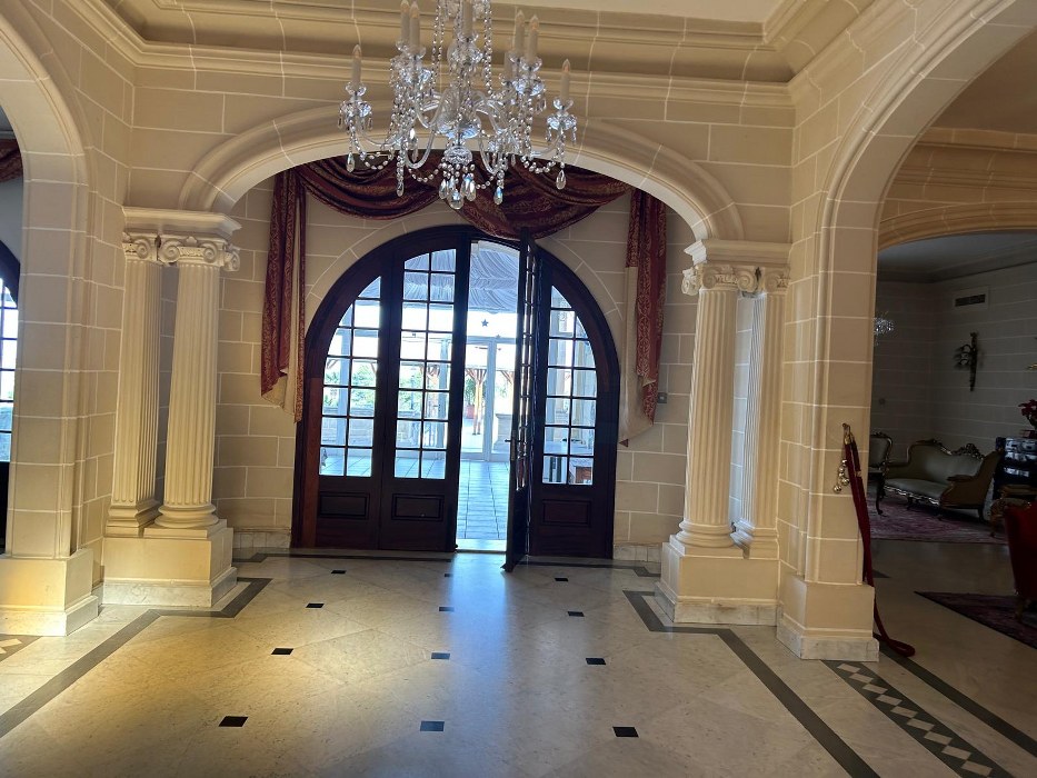 Exclusive Wardija Villa with Expansive Gardens
