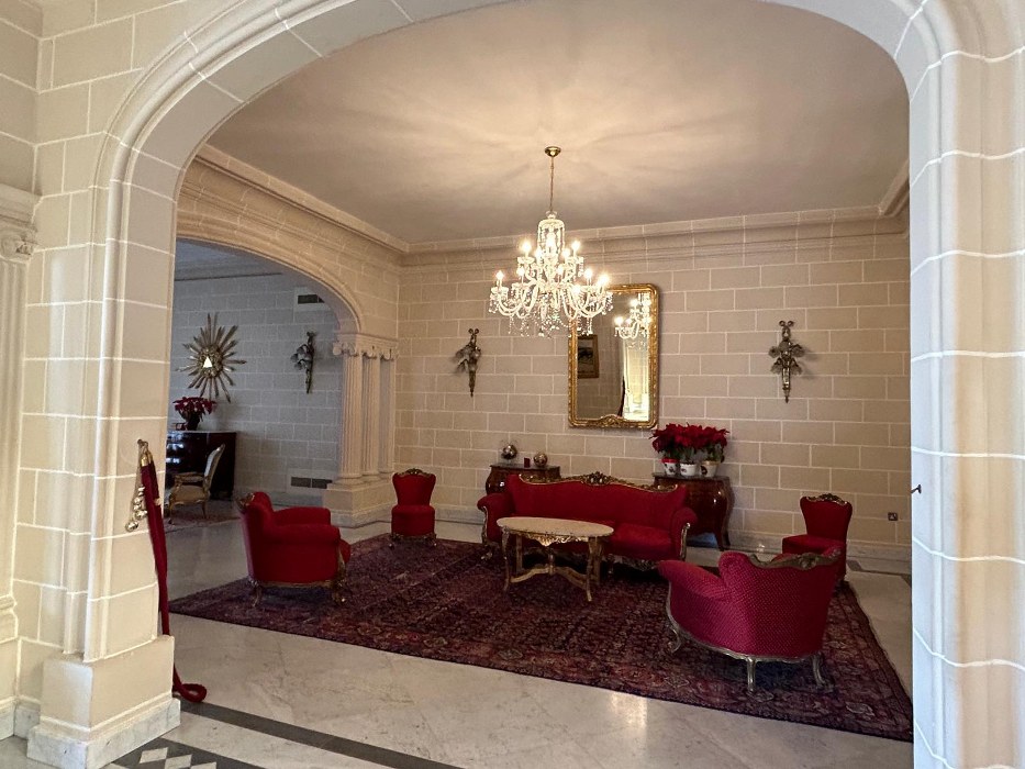 Exclusive Wardija Villa with Expansive Gardens
