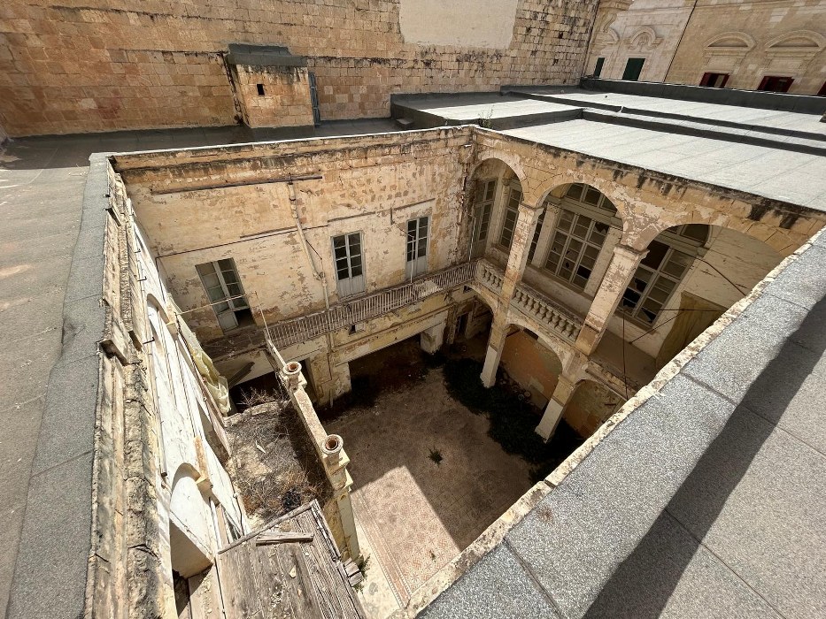 Unique Corner Palazzo for sale in Valletta