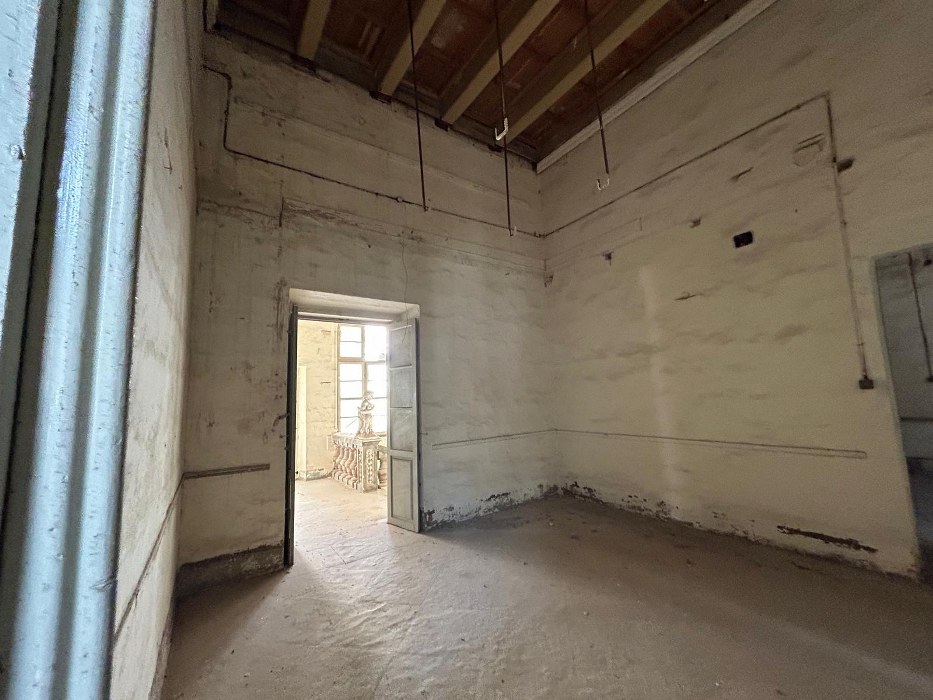 Unique Corner Palazzo for sale in Valletta
