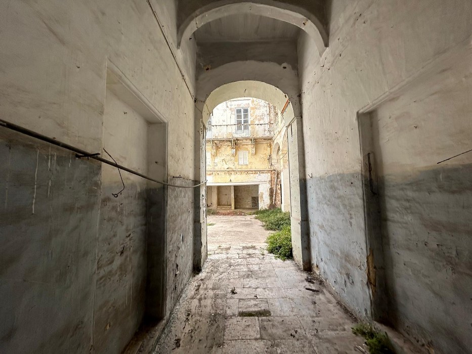 Unique Corner Palazzo for sale in Valletta