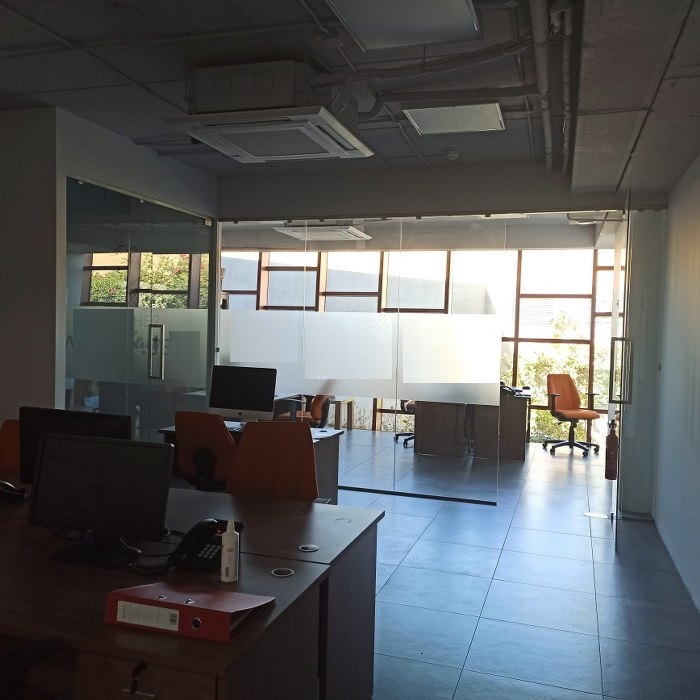 91 sqm Office for Rent with Furnishings and 2 Car Spaces