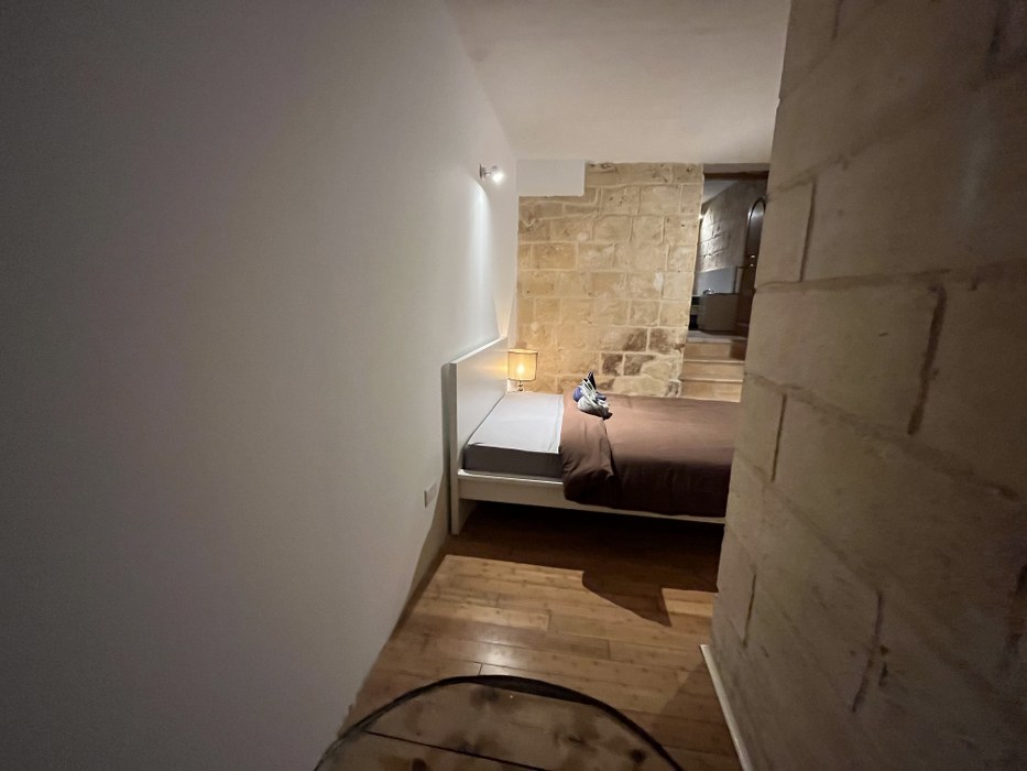 Historic Valletta Studio with Maltese Balcony Near St. John's Co-Cathedral