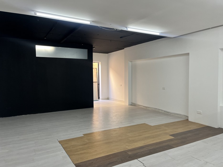 Shop to let in Malta: 140sqm commercial premises in the heart of Naxxar