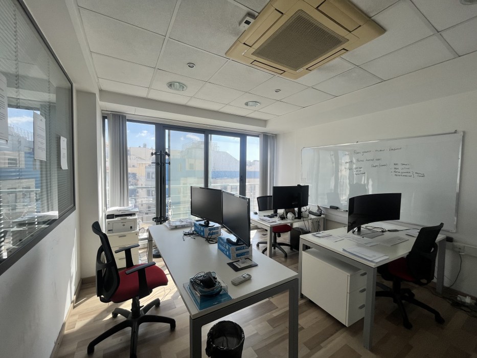 Spacious 300SQM Customizable Office for Rent in Mosta