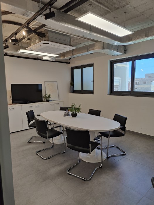 Ta' Xbiex 100sqm office to let