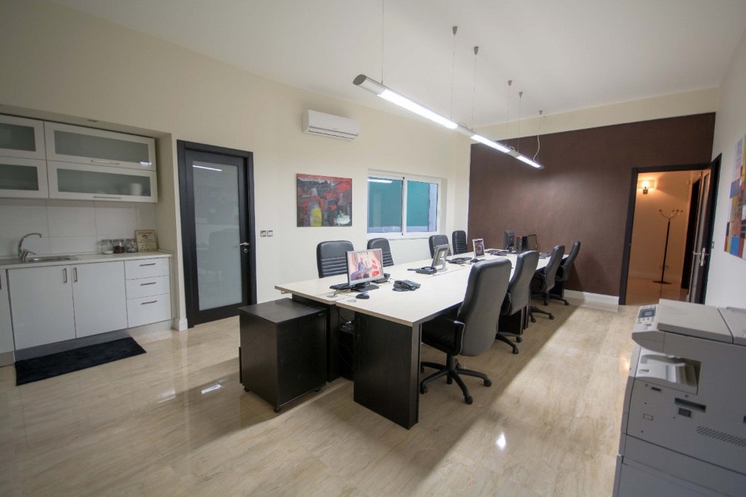 Spacious 160sqm Office in Ta' Xbiex | Private Entrance & Roof Garden Potential