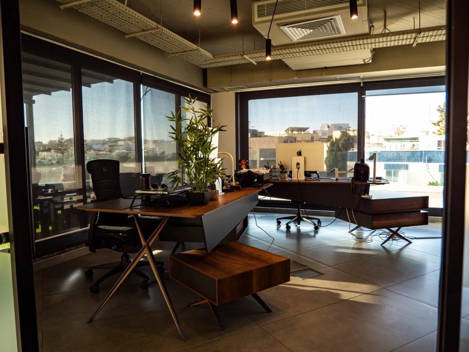 Penthouse Office that Consists of 400 sqm for rent in St Julians