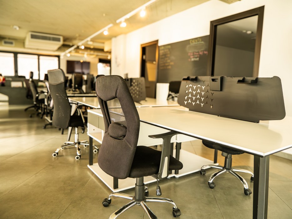 Penthouse Office that Consists of 400 sqm for rent in St Julians
