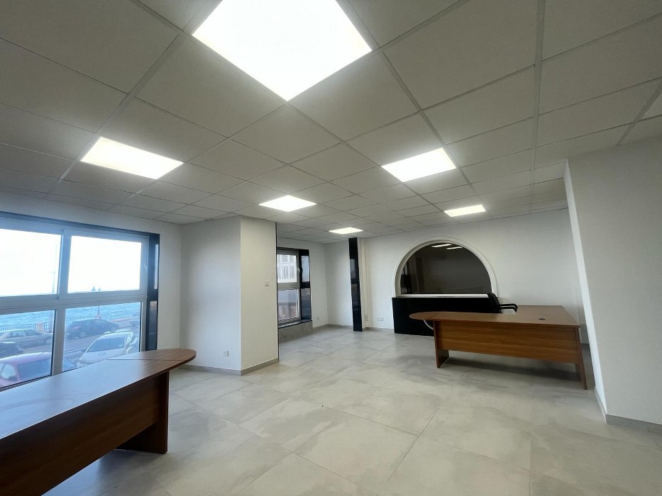 Office for rent in Malta: Sliema 180sqm Seafront Office situated in Qui si sana, Sliema