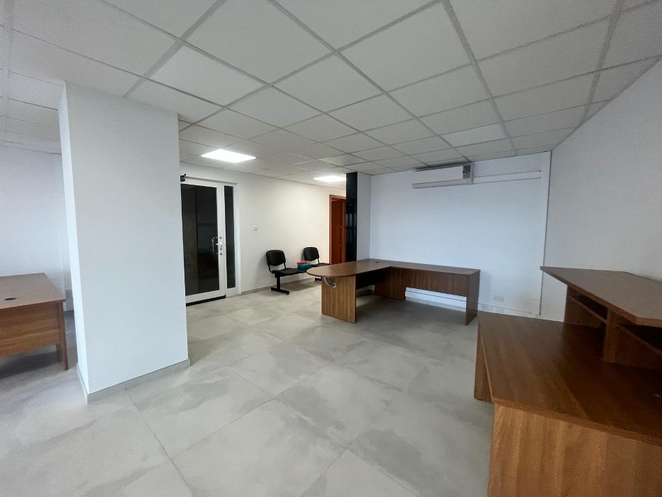 Office for rent in Malta: Sliema 180sqm Seafront Office situated in Qui si sana, Sliema