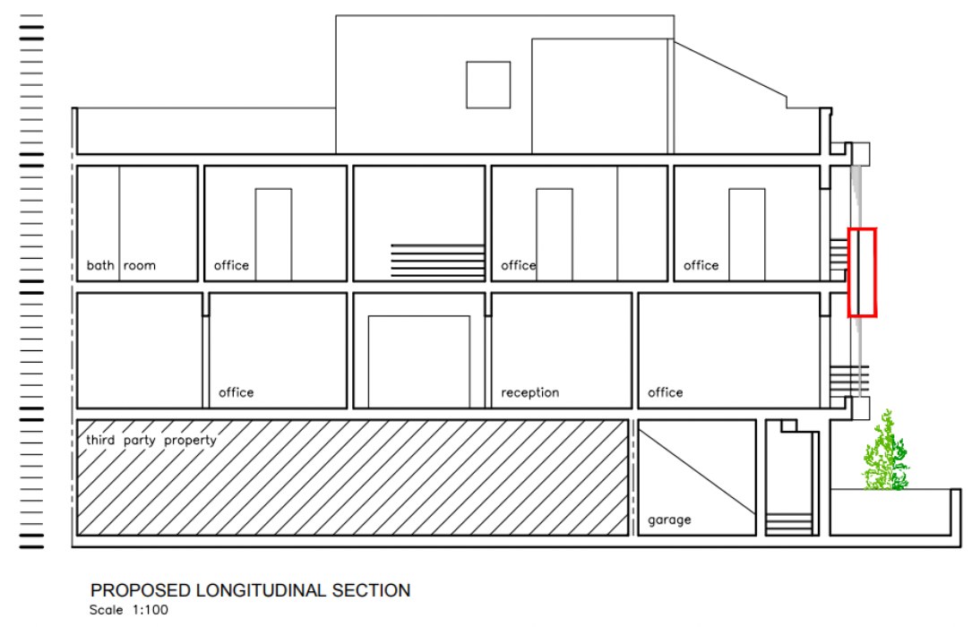 Corner Office with several rooms and ample light in Iklin