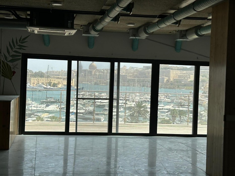 1109sqm penthouse office for rent in the heart of Ta' Xbiex