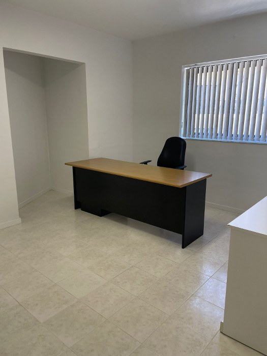Rent Offices in Malta: 85sqm for rent in Gzira