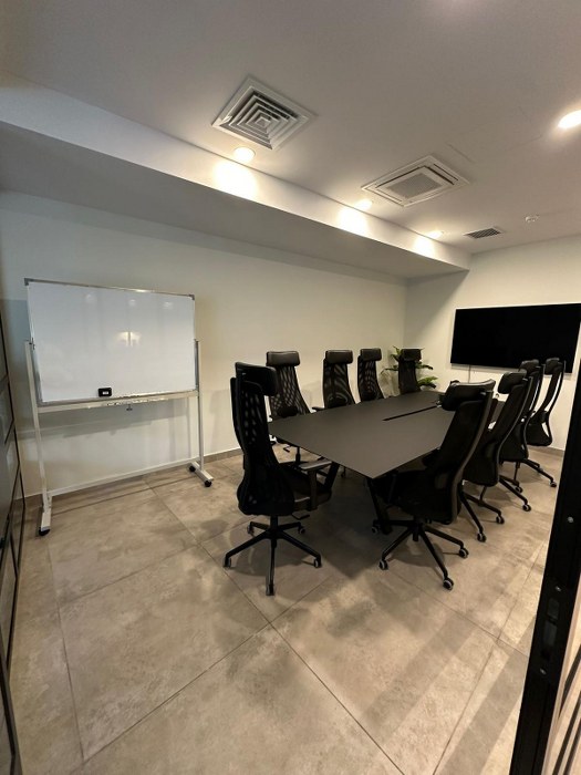 Offices for rent Malta: Pieta office with seaviews and fully furnished , optional parking available