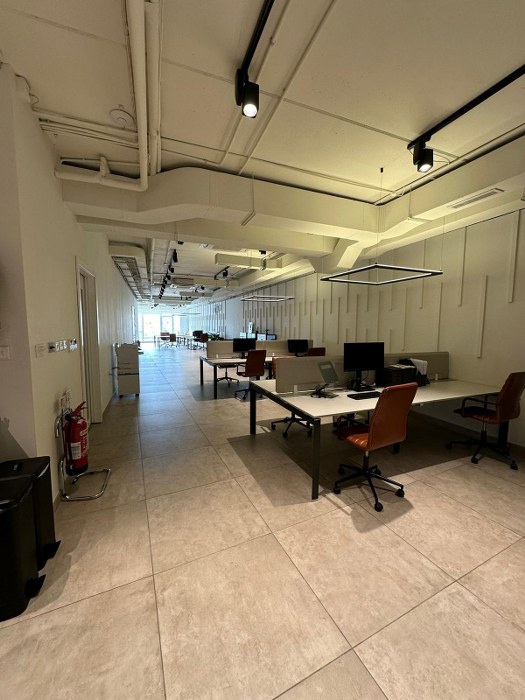 Offices for rent Malta: Pieta office with seaviews and fully furnished , optional parking available