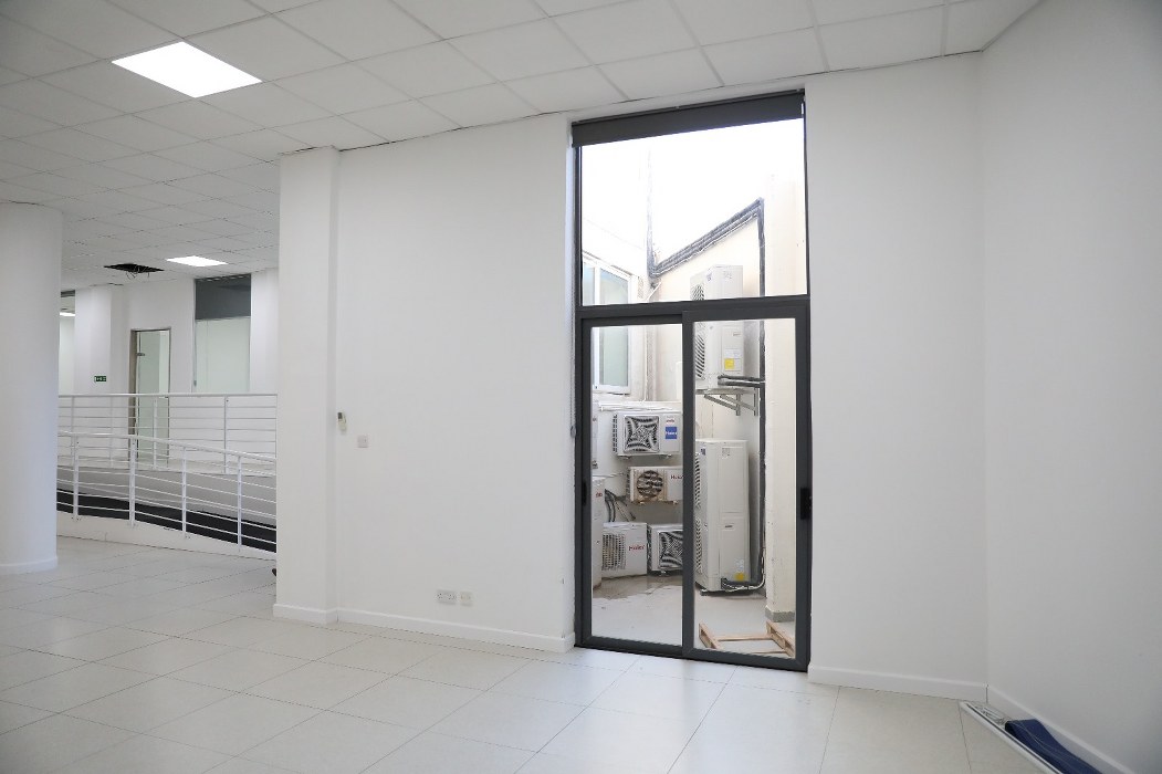 Ground floor Shop to let in Sliema that consists 354 sqm