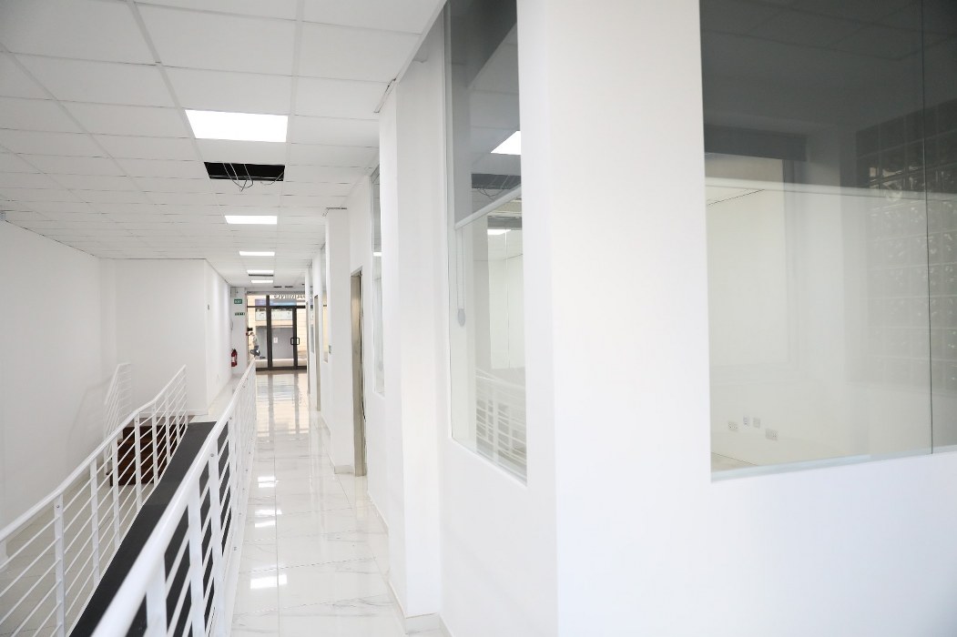 Ground floor Shop to let in Sliema that consists 354 sqm