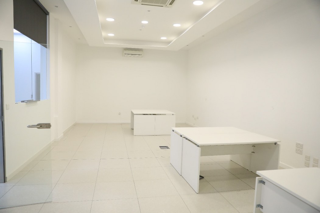 Ground floor Shop to let in Sliema that consists 354 sqm