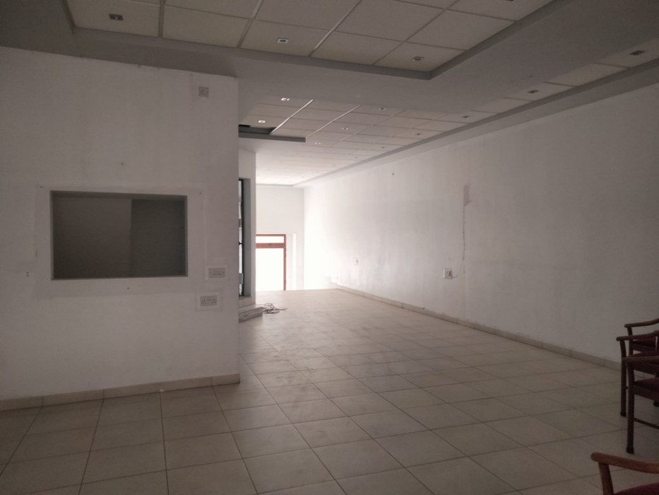 Malta Real Estate: 100 sqm Office in Birkirkara