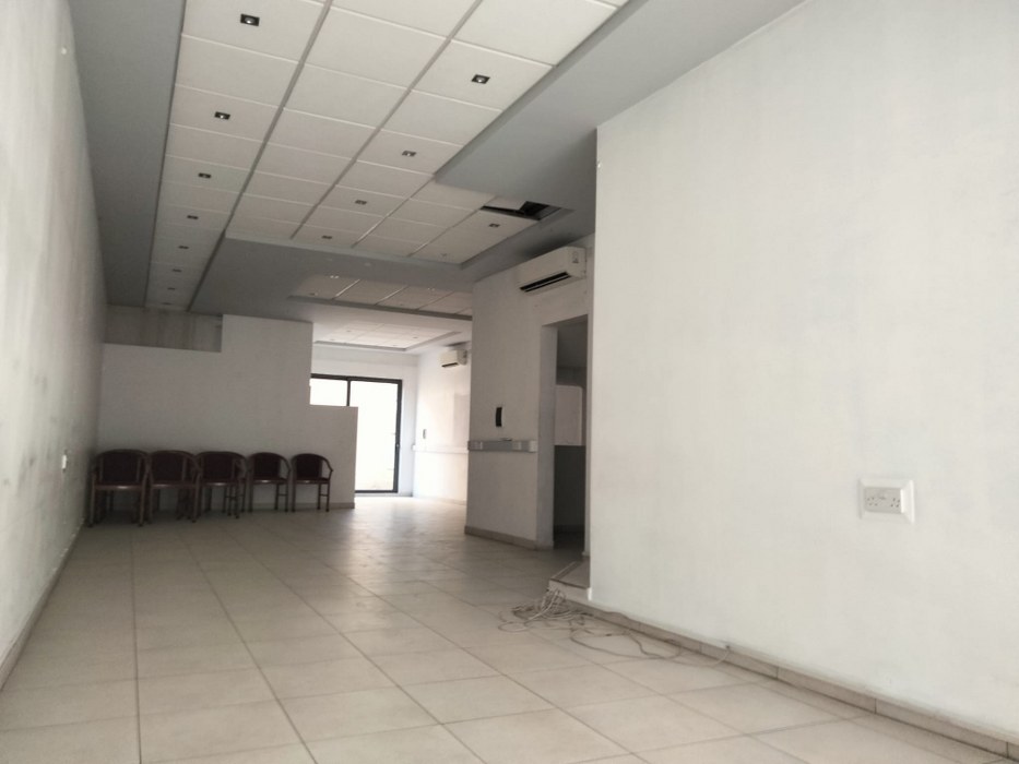 Malta Real Estate: 100 sqm Office in Birkirkara