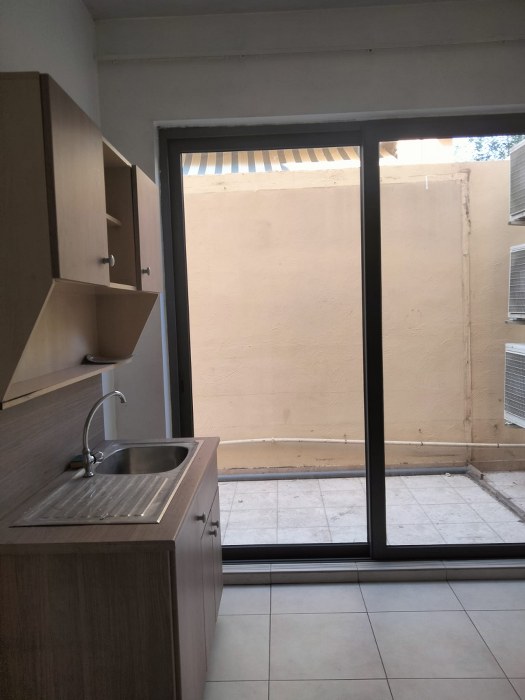 Malta Real Estate: 100 sqm Office in Birkirkara
