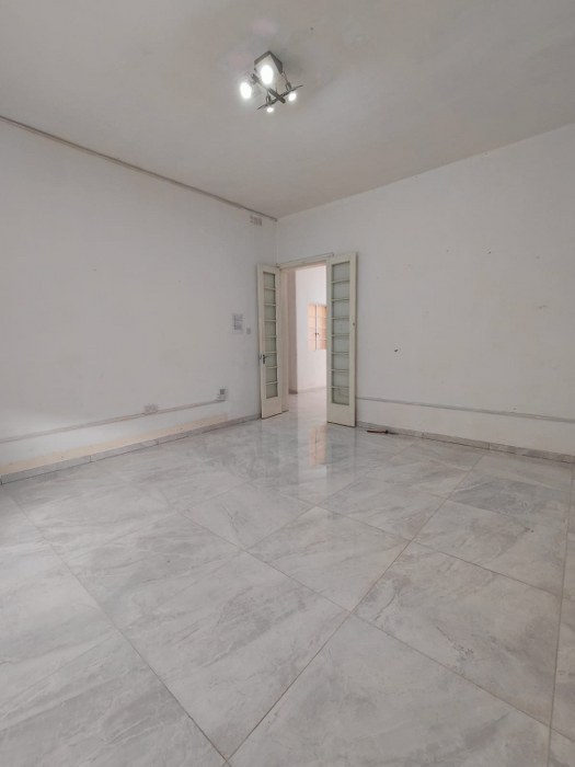 Office to let in Malta: Ta' Xbiex 180sqm premises for rent