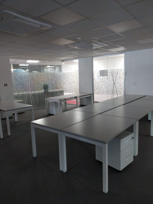 Offices for rent Malta: 610sqm Open plan Office over looking the Waterfront