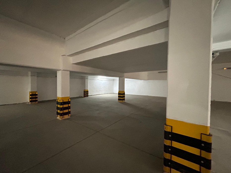 Full Commercial Building with a private Garage in Lija with a total area of 1120sqm