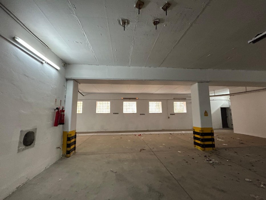 Full Commercial Building with a private Garage in Lija with a total area of 1120sqm