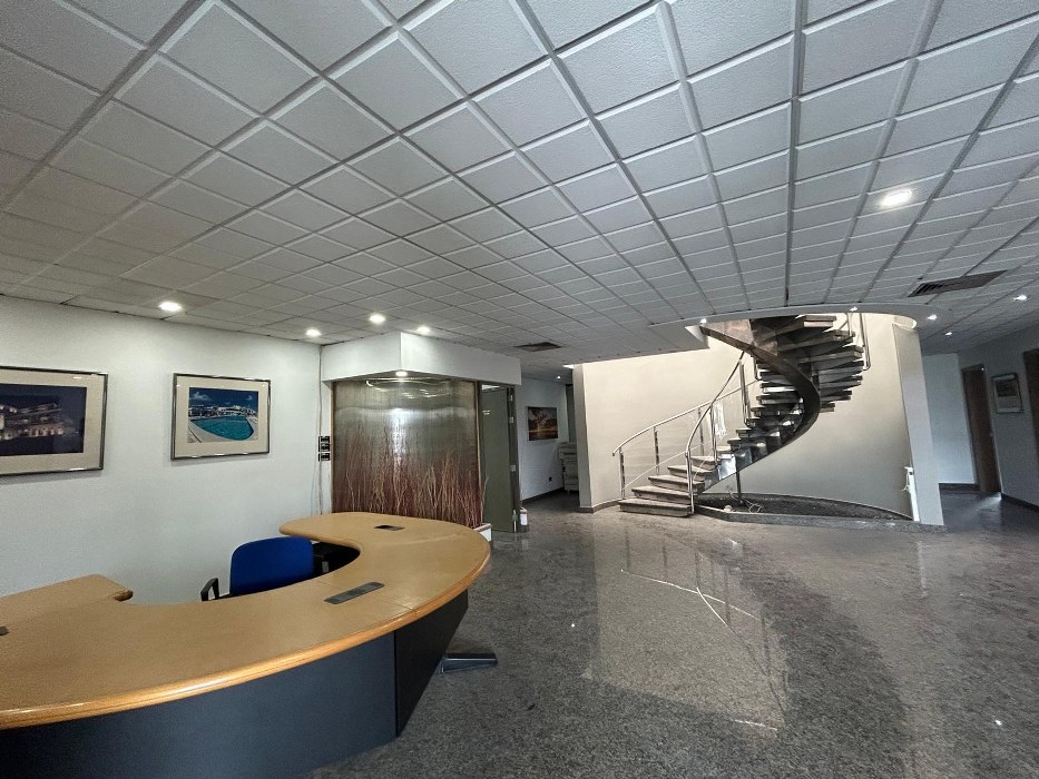 Full Commercial Building with a private Garage in Lija with a total area of 1120sqm