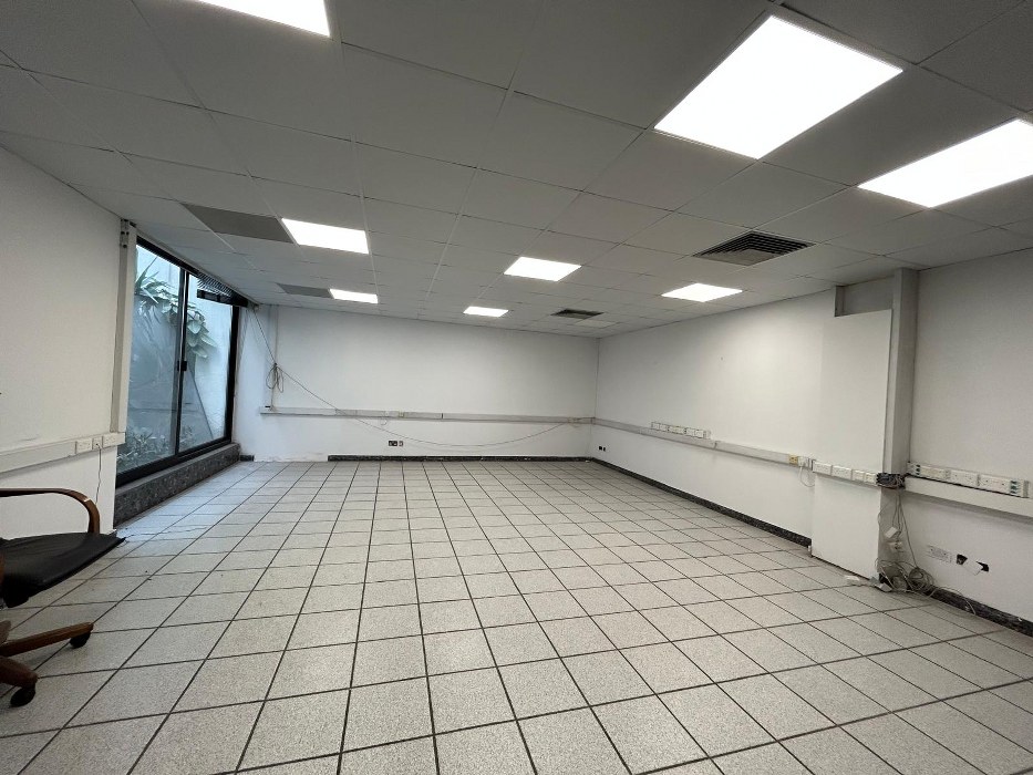 Full Commercial Building with a private Garage in Lija with a total area of 1120sqm