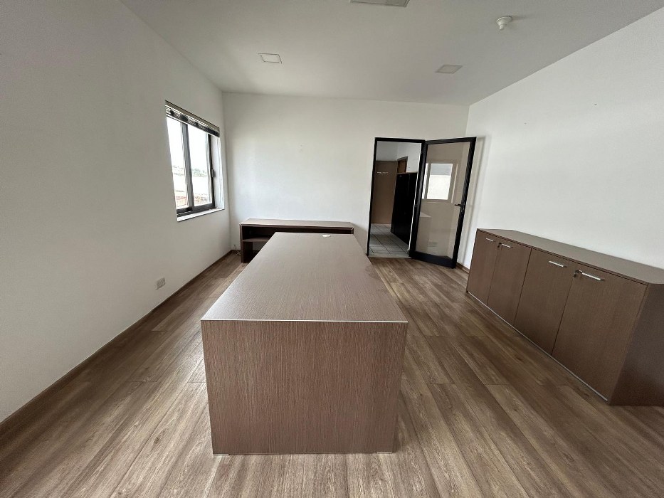 Full Commercial Building with a private Garage in Lija with a total area of 1120sqm